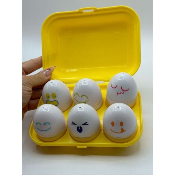 1993 Vintage Tomy Hide n Squeak Eggs Sorting Learning Toy - Picture 6 of 9